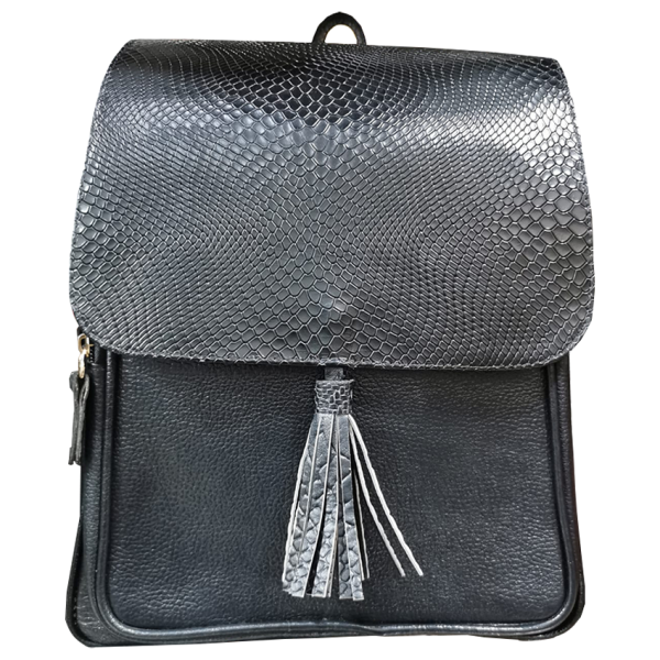 Hermoso Morral Negro en cuero 100% garantizado. Con su diseño siempre podrás lucir elegante y a la moda. Al ser un producto nacional, este Morral es el complemento perfecto para elevar todos tus atuendos.